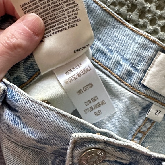 AGOLDE Riley Distressed Denim - Picture 4 of 5